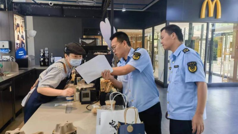 小零食批发，如何规避食品安全风险？**